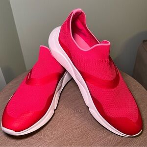 COLE‎ HAAN ZEROGRANDE SLIP ON SNEAKERS